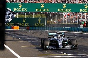 GP Hongaria: Strategi jitu, Hamilton kalahkan Verstappen