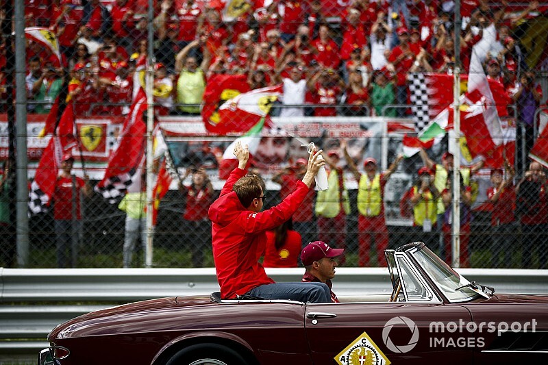 Binotto: "Ferrari, Vettel'i seviyor"
