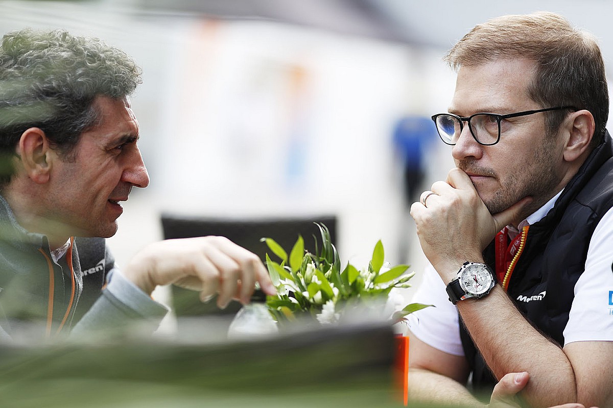 A McLaren nem akar saját motort építeni: csak a Mercedes kerülhetett szóba