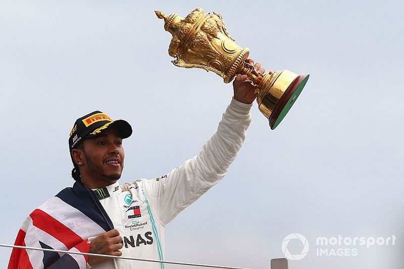 Egy újabb sokkoló F1-es statisztika Hamilton neve mellett