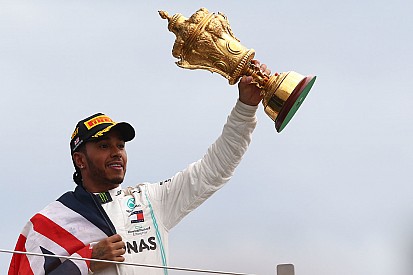 Egy újabb sokkoló F1-es statisztika Hamilton neve mellett