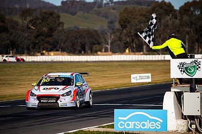 Winton TCR: Sunday clean sweep for Brown