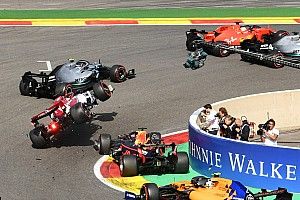 Veja acidente entre Verstappen e Raikkonen em Spa quadro a quadro