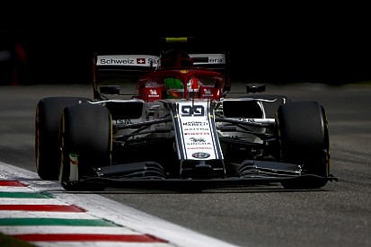 Vasseur: "Giovinazzi ha mostrato di sopportare la pressione"