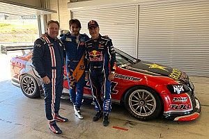 Sainz duo test Bathurst-winning Supercars Holden