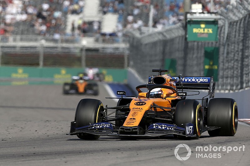 Sainz : Les fans ratent de nombreuses luttes dans le peloton