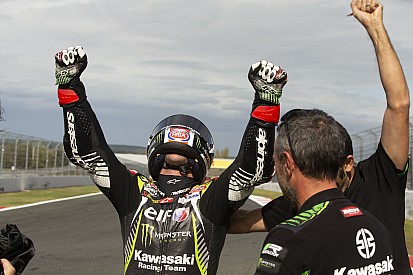 Galería: Rea hace historia en el WorldSBK