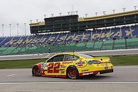 NASCAR: Kansas-Pole für Joey Logano