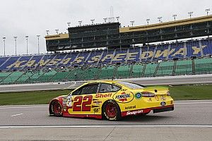 NASCAR: Kansas-Pole für Joey Logano