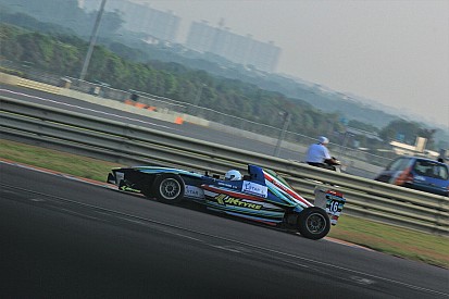 Buddh JK Tyre: Tharani champion; Chatterjee wiped out in crash