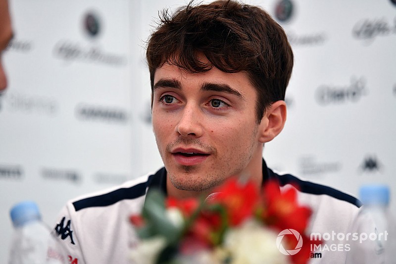 Leclerc: Ferrari'ye "iki numara" olmak için gitmiyorum