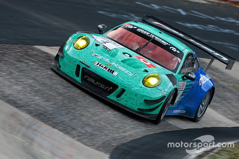 VLN 2018 Lauf 9: Falken-Porsche holt sich den Schinken