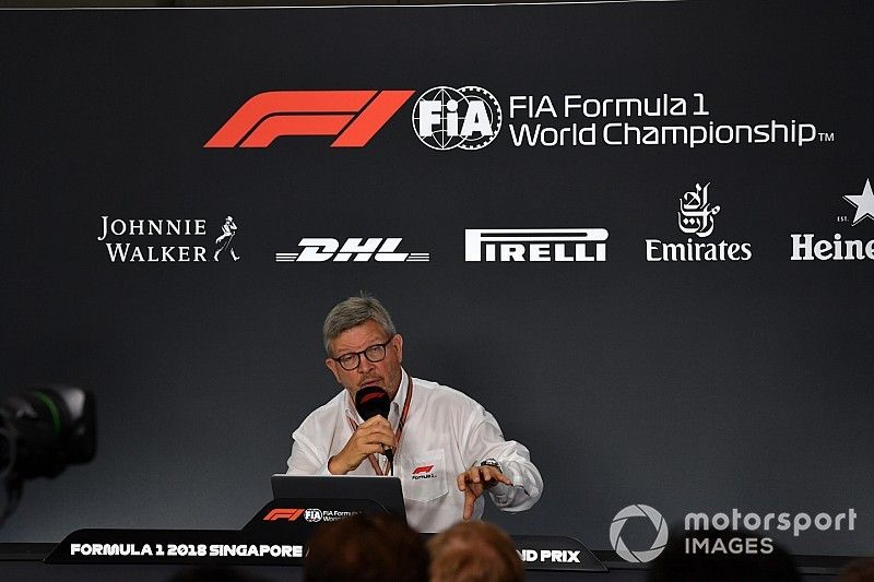 Ross Brawn, Director de Fórmula Uno de Motorsports en una conferencia de prensa