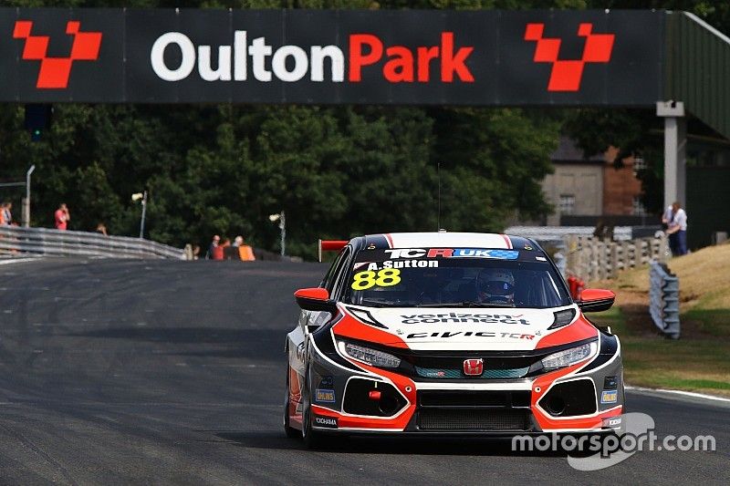 Ashley Sutton, Pyro Motorsport, Honda Civic Type R TCR FK7