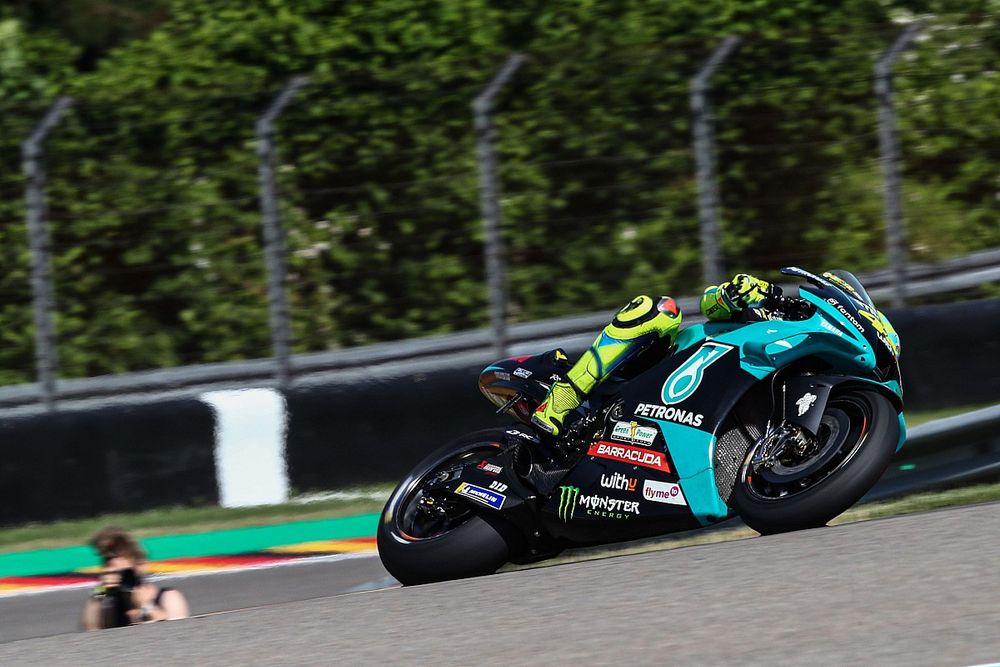Rossi: “Correr para terminar el 16º tampoco me gusta a mí”
