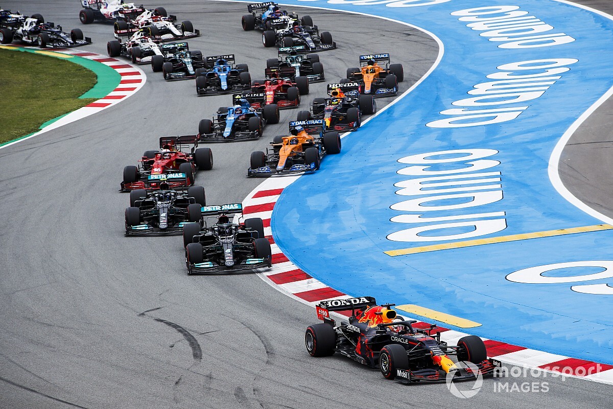 F1: McLaren diz que "é preciso reconhecer" que Ferrari estava mais forte na Espanha