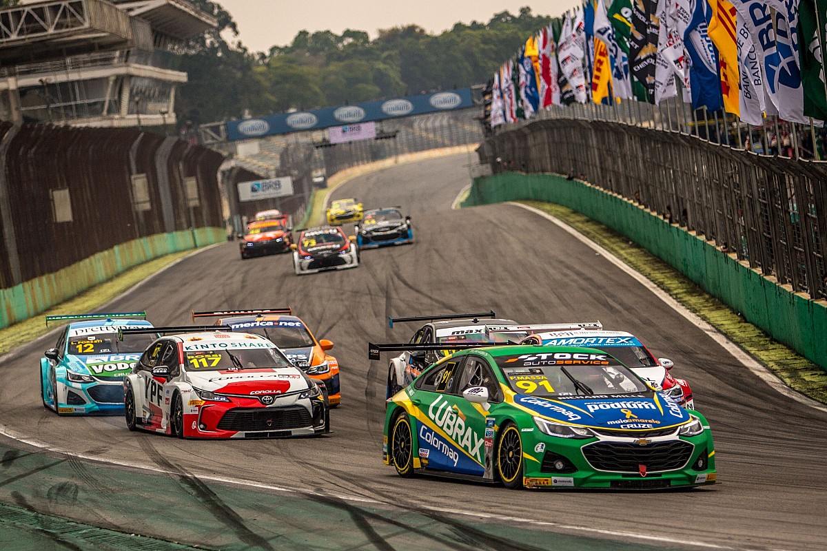 Stock Car: Massa escala pelotão e chega ao primeiro top-10 na categoria