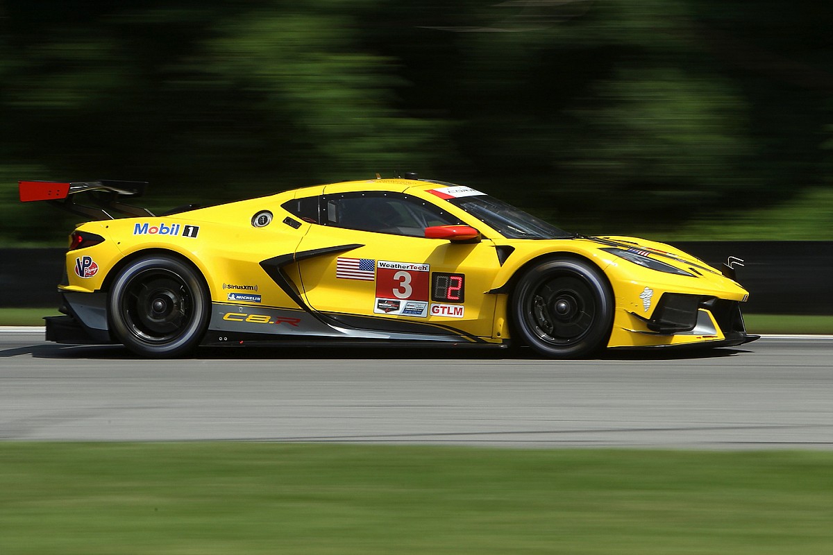 Lime Rock IMSA: Corvette, Aston Martin win shortened race