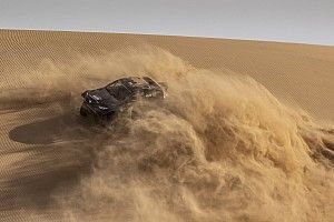 Nasser Al-Attiyah et Giniel de Villiers restent chez Toyota
