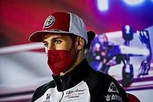 Giovinazzi: "Geleceğim bana bağlı değil"