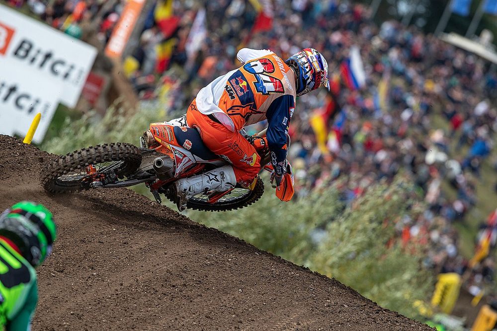 Herlings snoept Febvre pole-position af