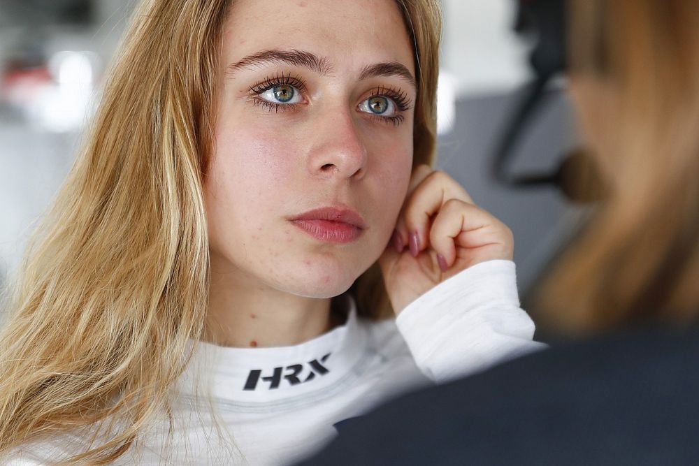 Sophia Fl&ouml;rsch, Abt Sportsline