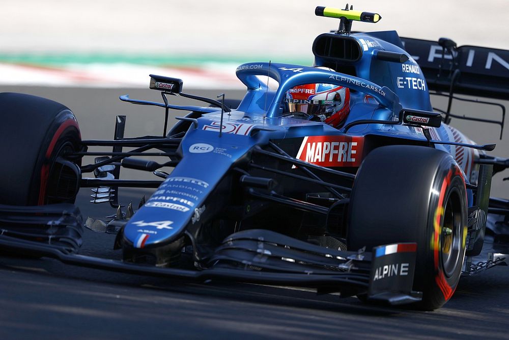 Ocon: "Vittoria incredibile, ma è merito anche di Alonso"