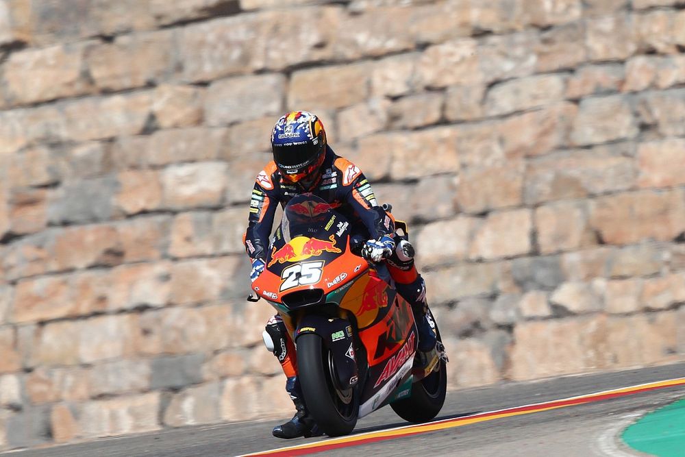 Moto2 Aragon: Fernandez rahat kazandı