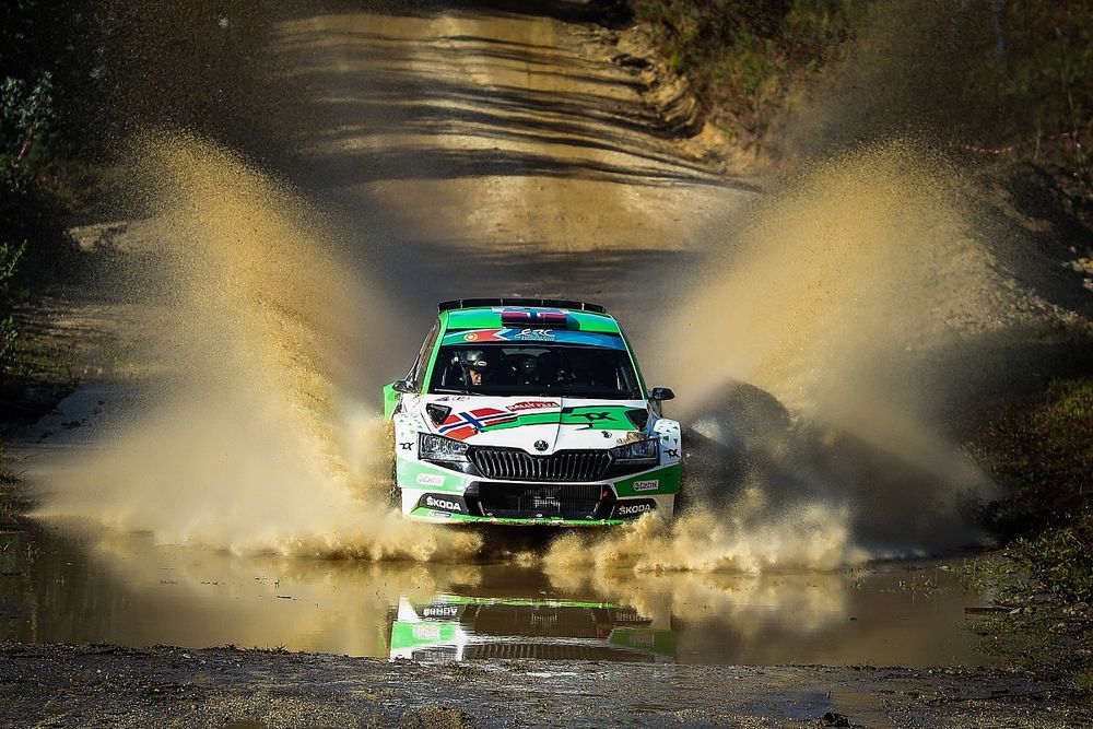 Mikkelsen blisko mistrzostwa, trofeum dla Marczyka