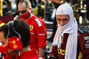 Уэббер предсказал скорый разлад между Ferrari и Леклером
