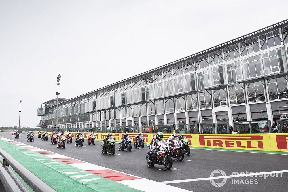 SBK 2021: modifiche al regolamento, arriva il Long Lap Penalty
