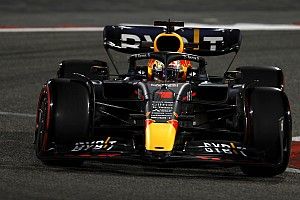 Verstappen cierra con el mejor tiempo en Bahréin, Pérez en top 10