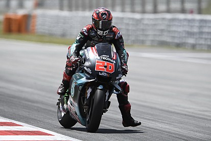 Quartararo zet favorietenrol extra kracht bij tijdens warm-up