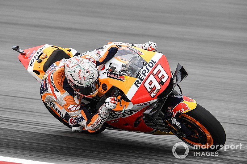 MotoGP FT1 Barcelona: Marquez-Bestzeit, neue Teile bei Lorenzo