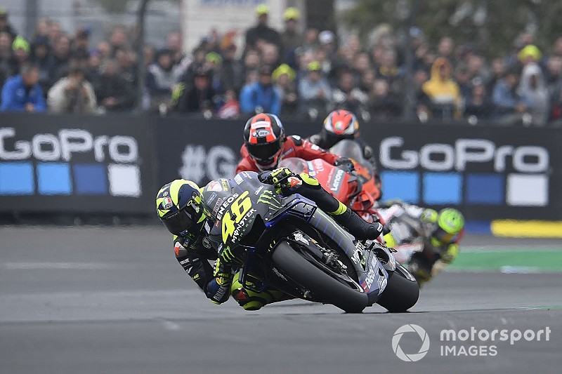 Rossi: “El problema de la Yamaha es la potencia, y el motor está sellado”