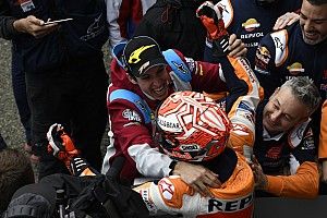 Crutchlow cree que Alex Márquez “merece” una MotoGP y Lorenzo, “respeto”