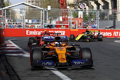 Sainz logra, "por fin", sus primeros puntos con McLaren