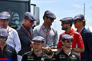 Webber: "Ferrari, Vettel'i tüketti"