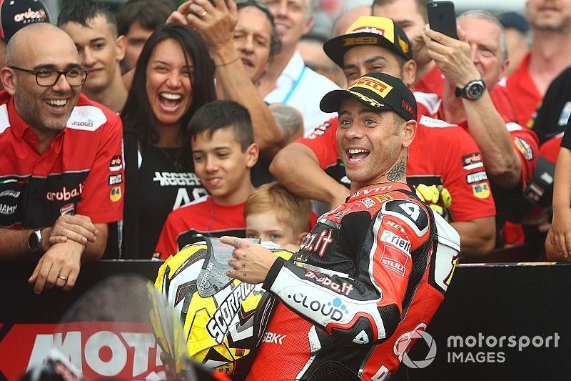 Bautista: “Me gustaría seguir en Ducati, no sé si en SBK o MotoGP y no es broma”
