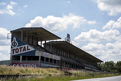 Vergane glorie: Het roemruchte circuit van Reims in beeld