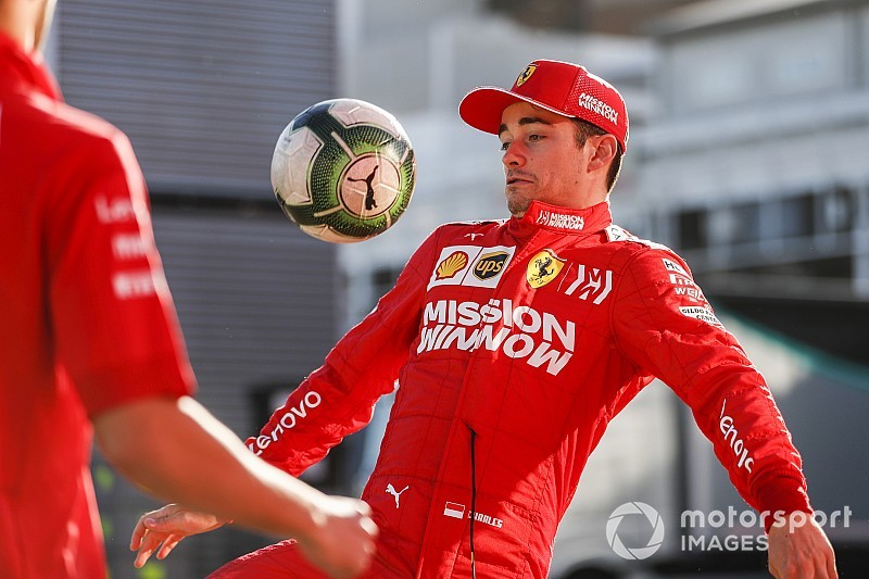 Rengeteg kép az F1-es tesztről, Barcelonából