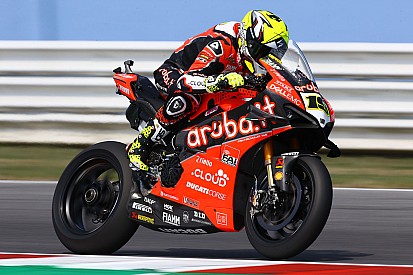 SBK, Misano, Superpole Race: Ducati trionfa con Bautista e Rea scivola