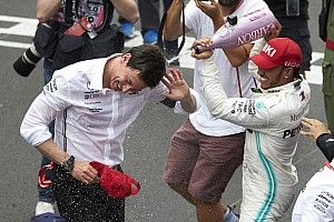 Мнение: глупо винить Mercedes в скучных гонках. Виноваты совсем не Хэмилтон и не Вольф