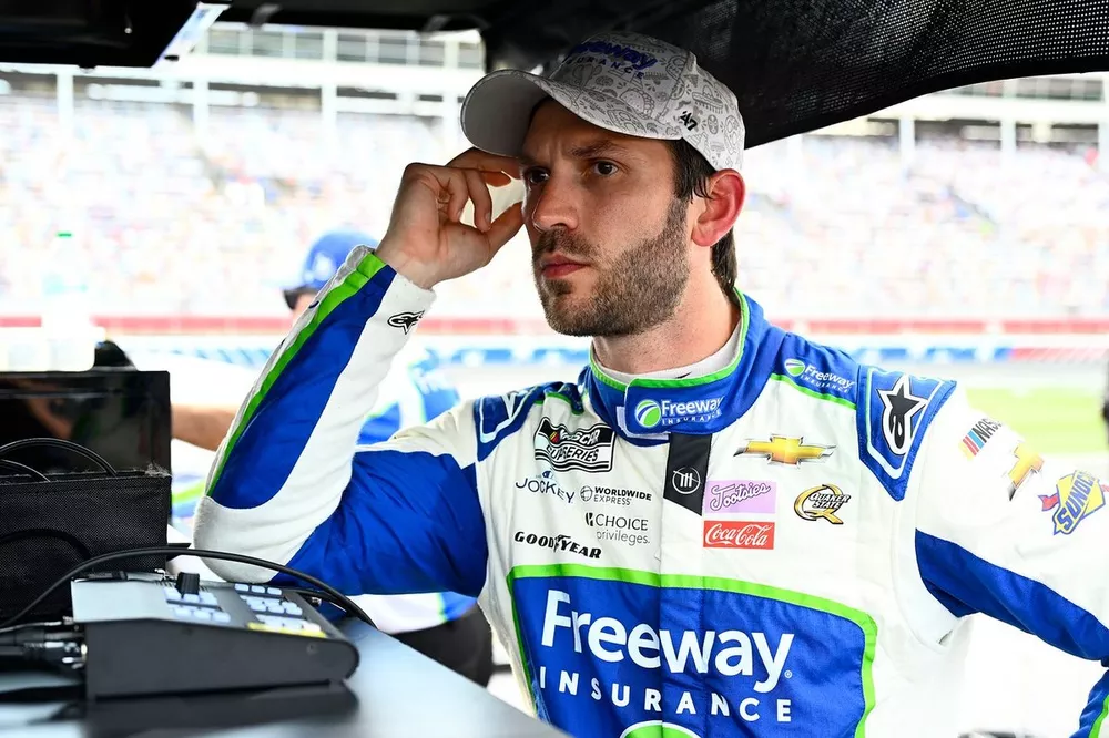 Daniel Suarez, Trackhouse Racing, Freeway Insurance Chevrolet Camaro