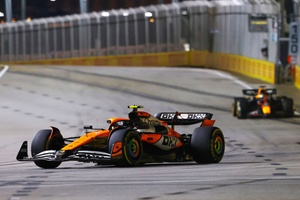 lando-norris-mclaren-mcl38-max.jpg