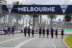 F1 could have "raced safely" in Australia, says Szafnauer