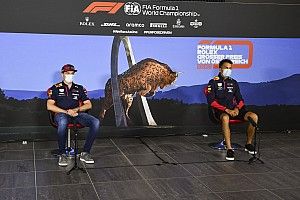 Időre öltözött át a Red Bull párosa: Verstappen vagy Albon a gyorsabb? (videó)