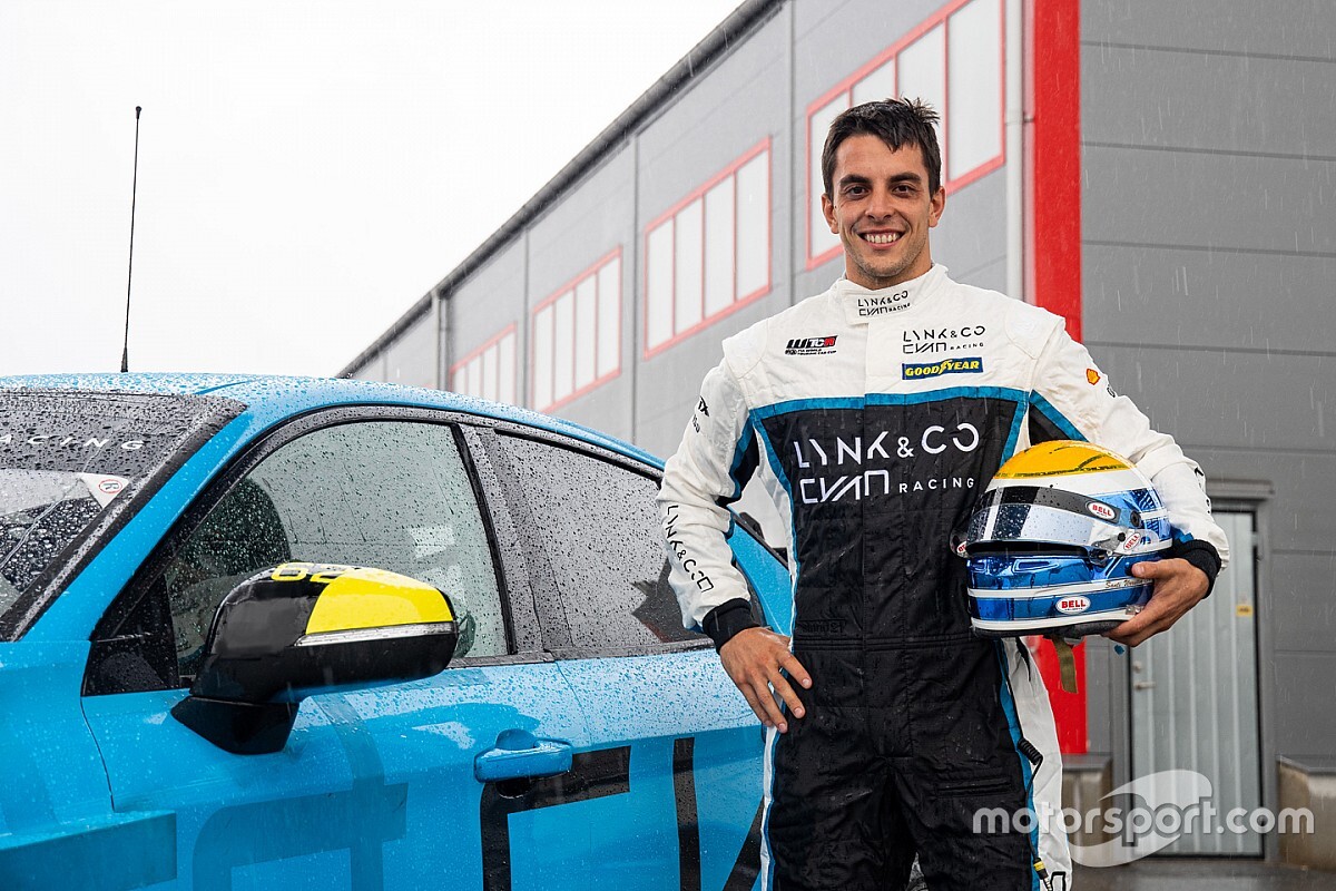 Santiago Urrutia balza nel WTCR come quarto pilota Cyan Racing
