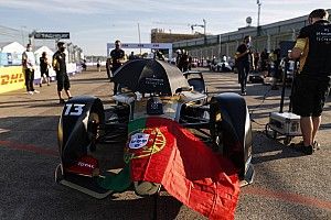 Vergne kiesett az első Berlin ePrix-n, csapattársa nyert