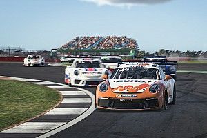 Ten Voorde pakt zege en tweede plek in virtuele Porsche Supercup